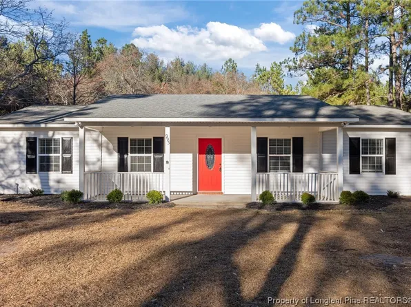 993 Pinebluff Lake Rd, Aberdeen, NC 28315