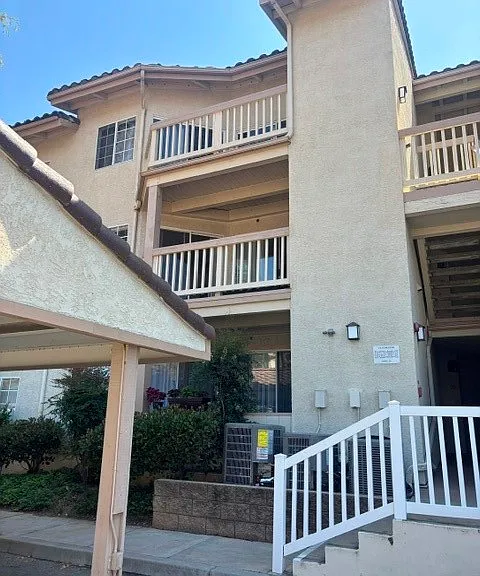5744 Oak Bend Ln — Photo 26