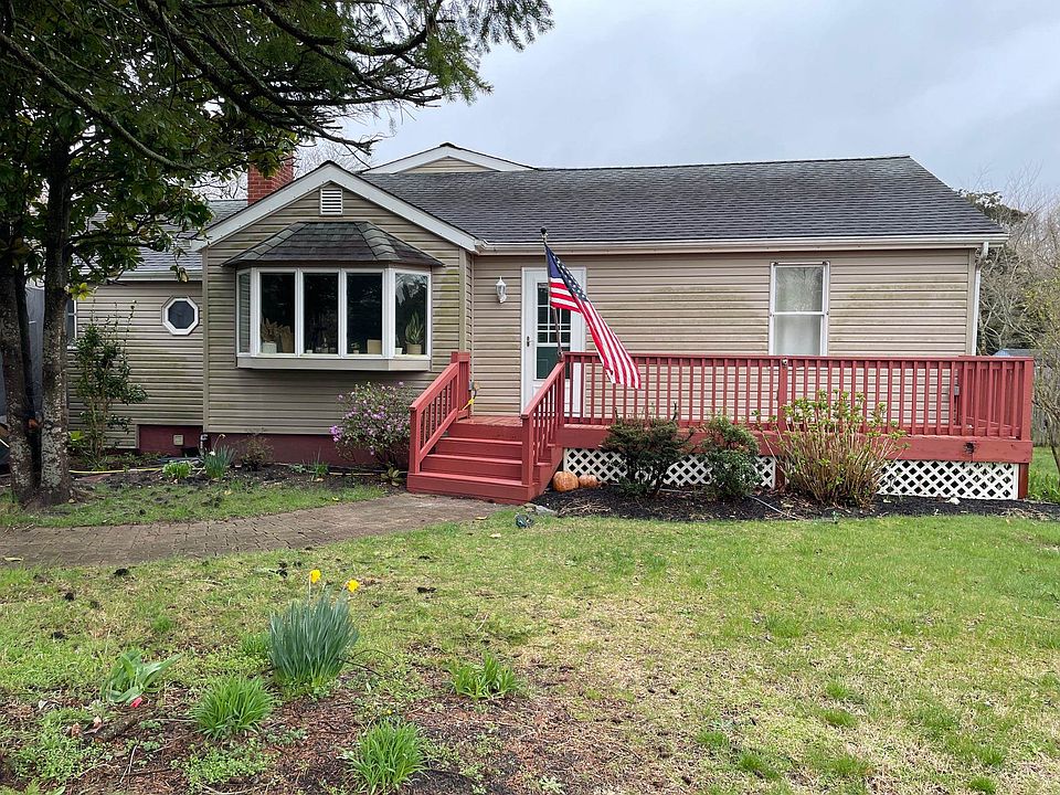 2nd image of 17 Locust Ln
