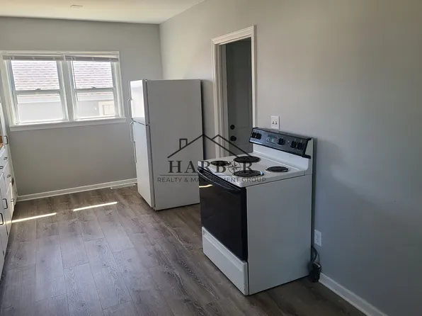 1204 1st Ave NE, Austin, MN 55912