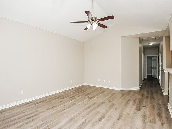 3rd image of 9309 Cynthia Ct