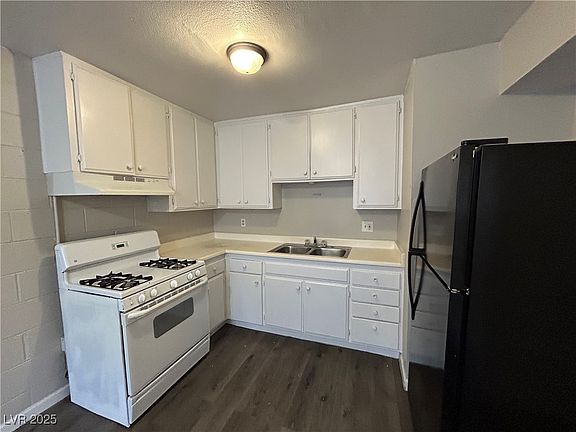 4th image of 2526 Bulloch St APT K