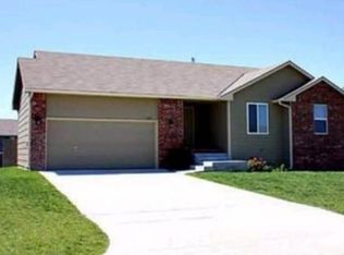 1315 E Village Estates Dr, Wichita, KS 67219
