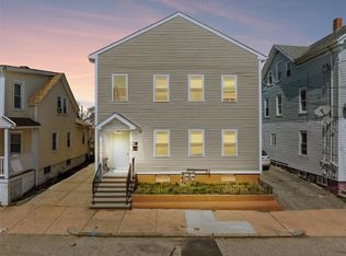 15 Colfax St, Providence, RI 02905