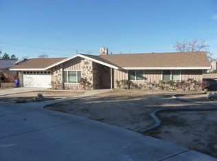 14682 Rincon Rd, Apple Valley, CA 92307