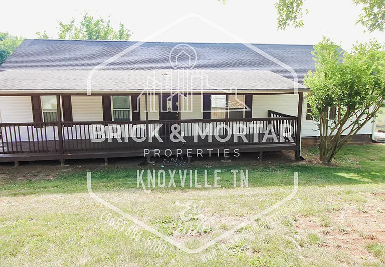 1731 Lively Rd — Photo 1