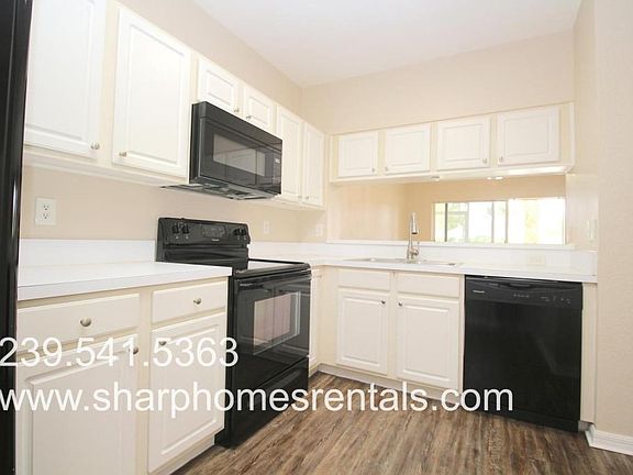 4th image of 8070 Pacific Beach Dr