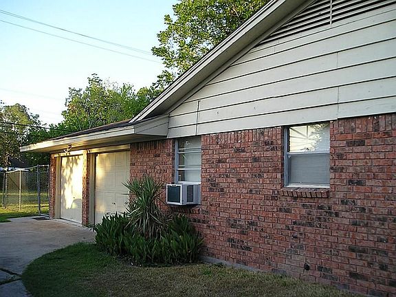 3rd image of 7711 Arrowhead Ln