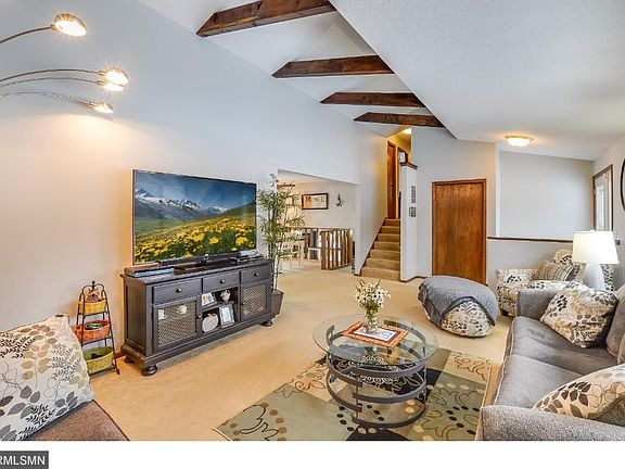5th image of 3730 Rum River Dr