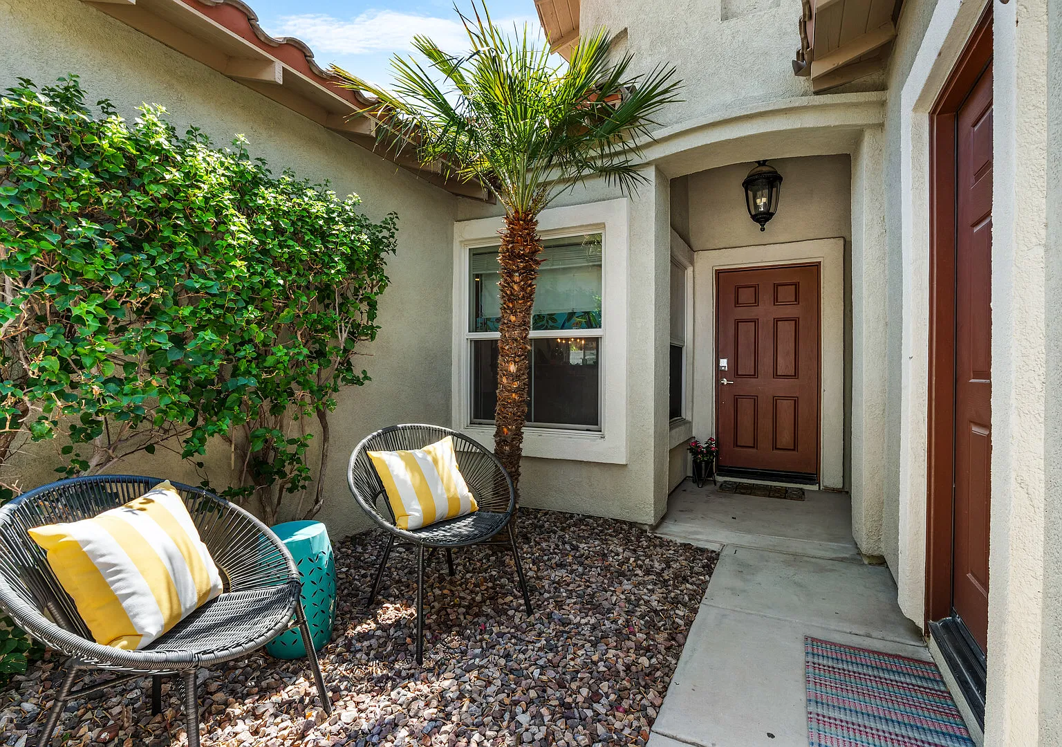 Home + Private Casita, Private Pool & Spa Putting Green, Fenced yard — Photo 3