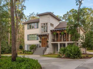 109 Jones Creek Dr, St Simons Island, GA 31522