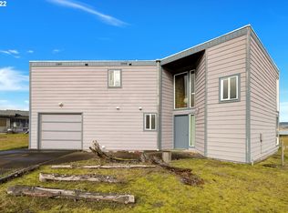 91636 Columbia River Rd, Clatskanie, OR 97016