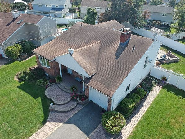 14 Tacoma Ln