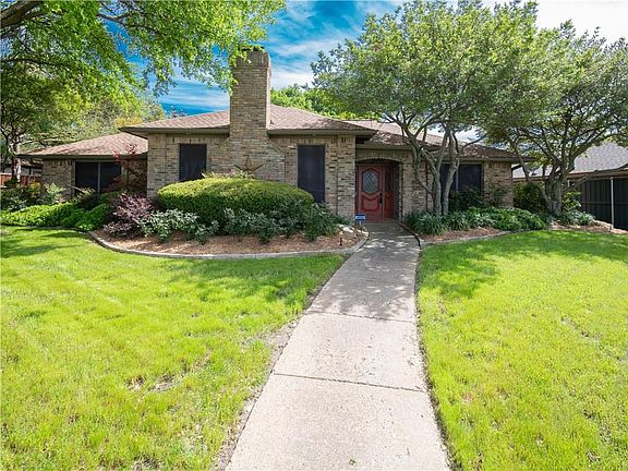 3rd image of 12502 Pleasant Valley Dr