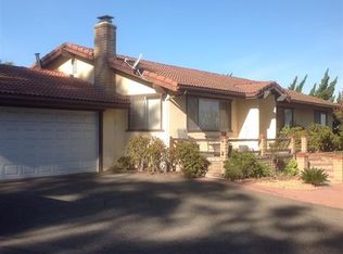 2386 Primrose Ave, Vista, CA 92083