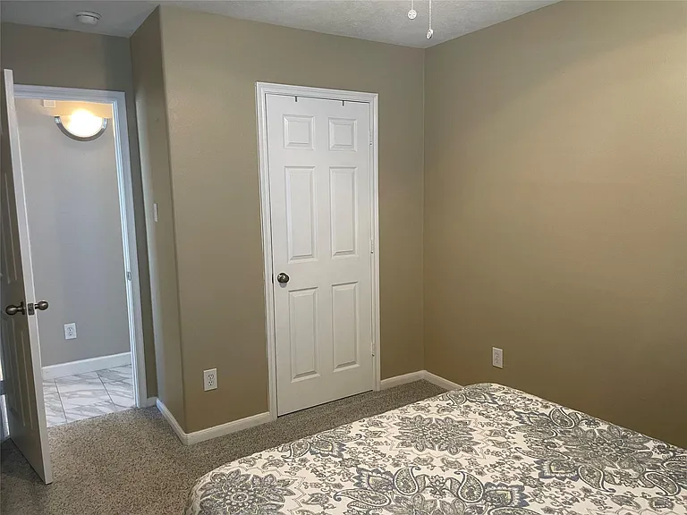 14024 Buckskin Dr — Photo 24