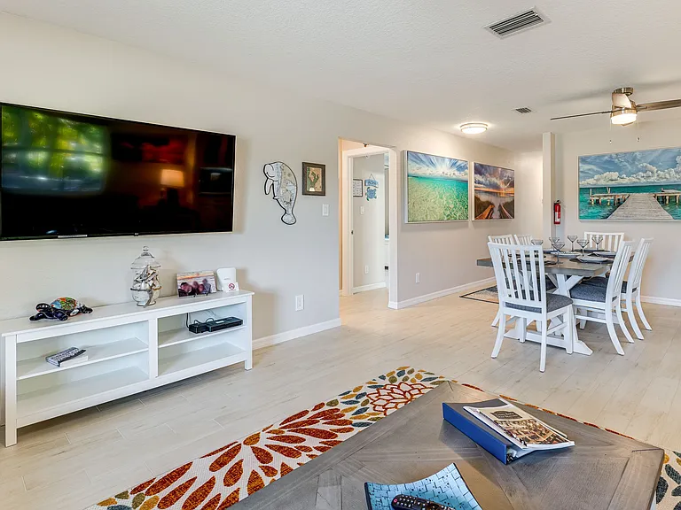 1203 Bay Palm Blvd — Photo 9