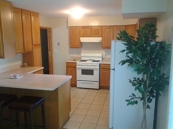 5th image of 3203 Crosby St