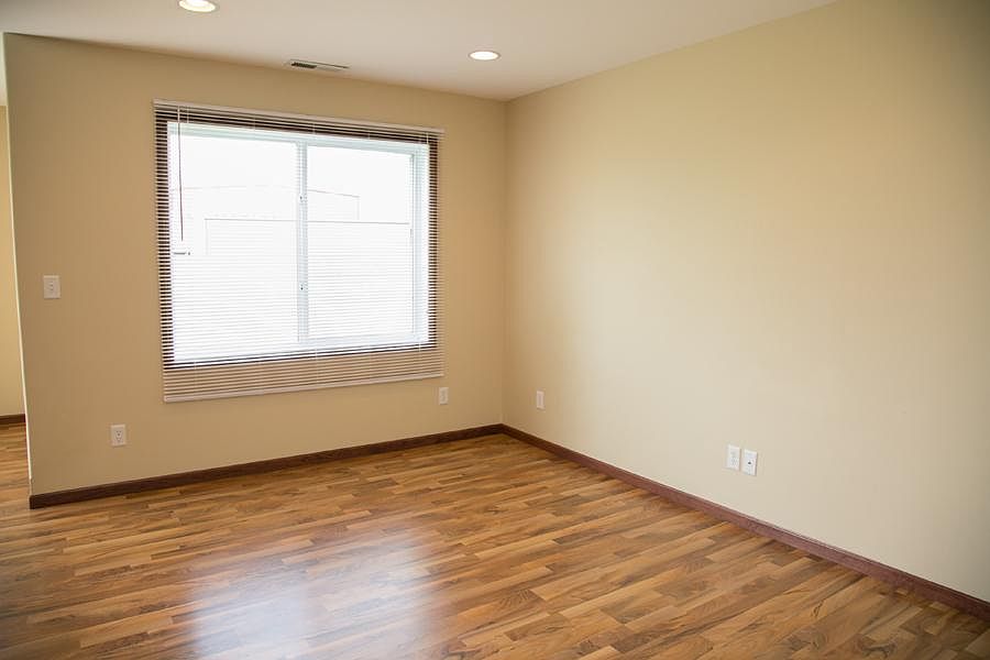 8300 Old Highway Rd, Dubuque, IA 52002 Zillow