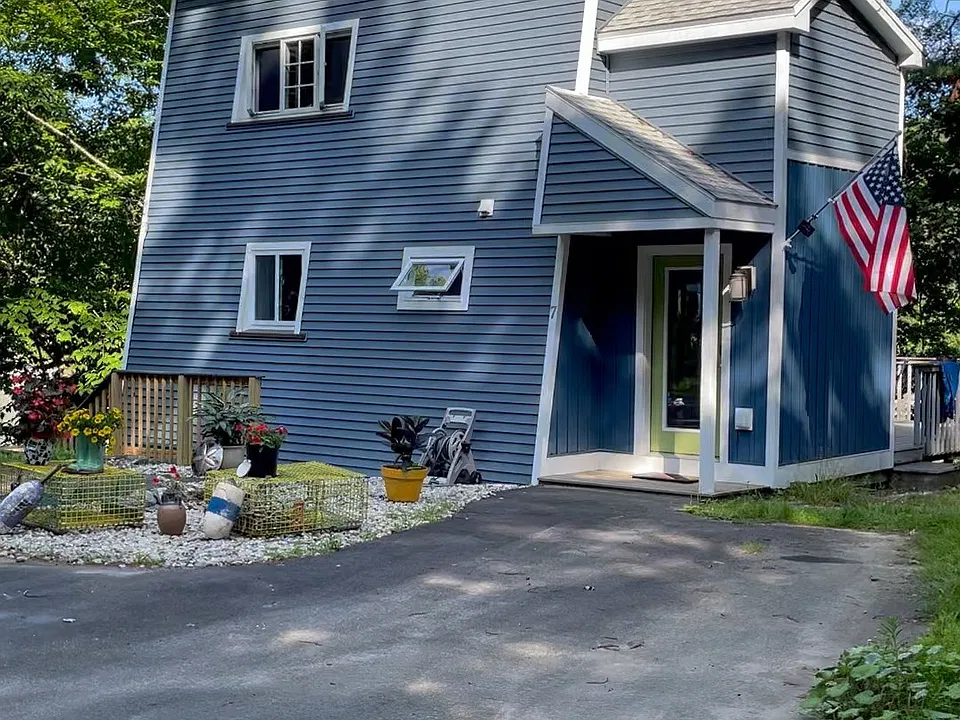 7 Lower Rich Cove Rd