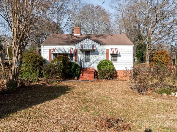 306 E Herman St, Newton, NC 28658