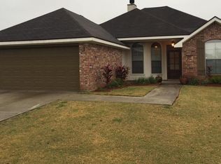 308 Stags Leap Ln, Broussard, LA 70518