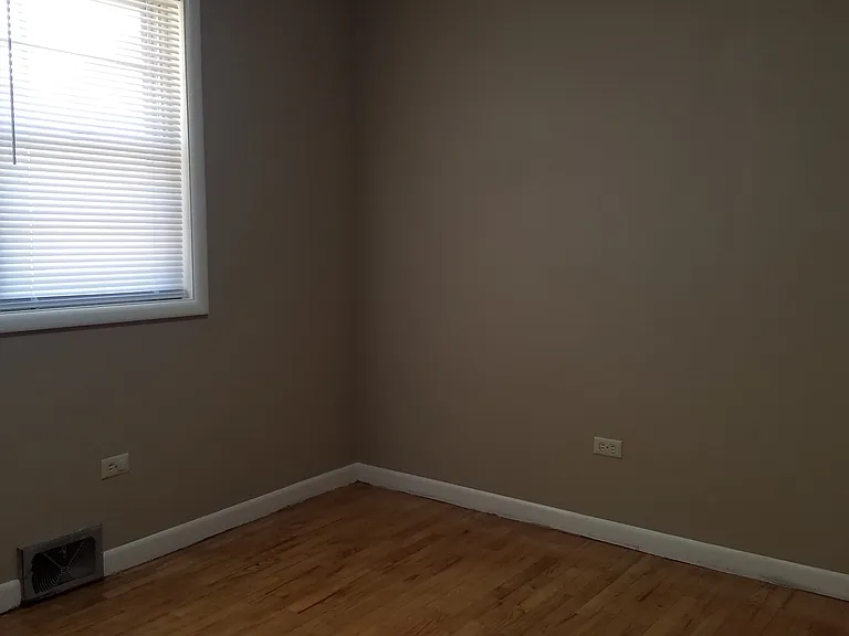 2217 Linwood Dr — Photo 8