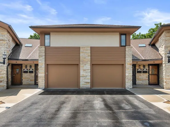 N89W16329 Main STREET #8, Menomonee Falls, WI 53051