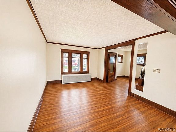 3rd image of 328 Cambridge Ave