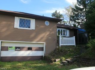 15348 Gar Hwy, Montville, OH 44064