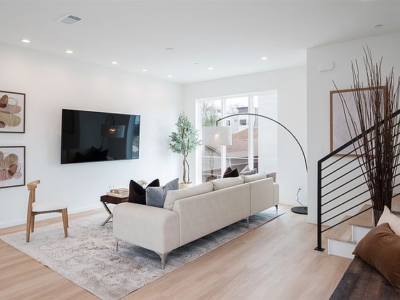 5th image of 2228 Arhus Way