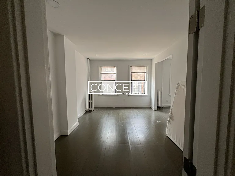 31 Temple St #2C — Photo 13