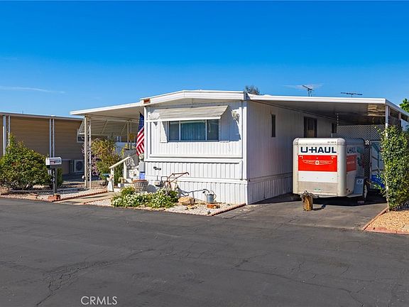 4th image of 43531 E Acacia Ave #66