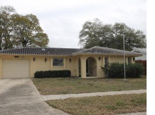 1281 Leona Dr, Largo, FL 33770