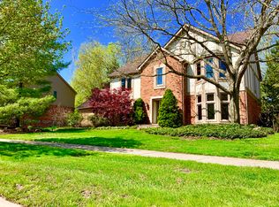 997 Glenhill Dr, Northville, MI