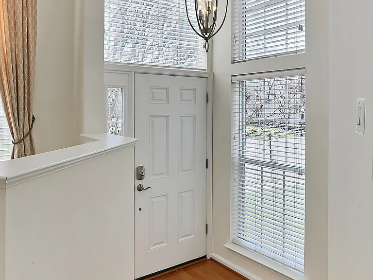 21510 Iredell Ter — Photo 22