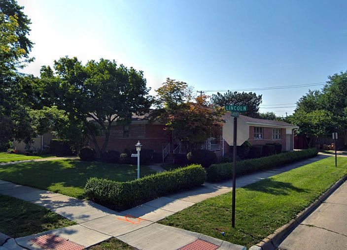 1st image of 14271 Lincoln Ave