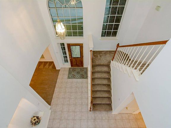 5th image of 10706 Wolsley Ct