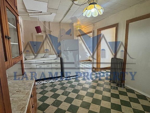 5th image of 619 S 5th St APT 1