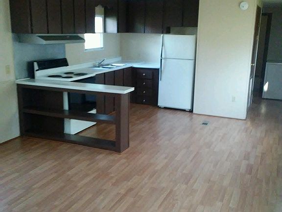 2nd image of 103 Fernwood Dr