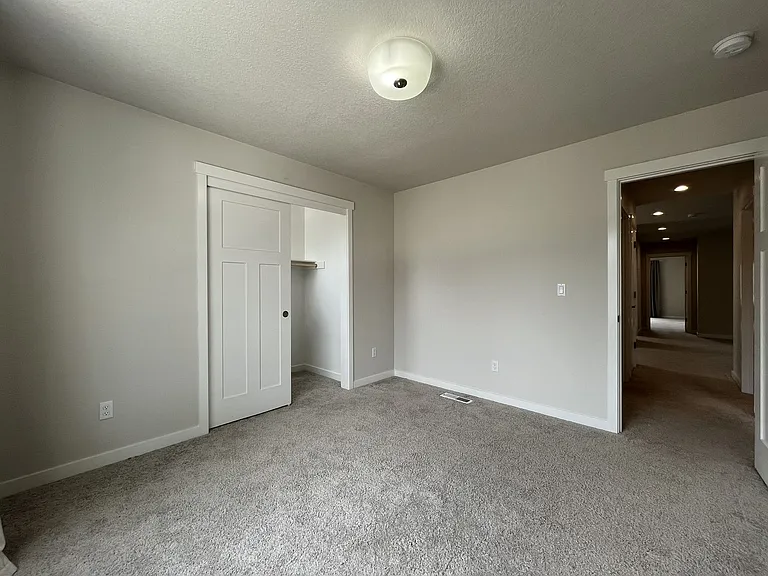 13911 SW 172nd Ave — Photo 43