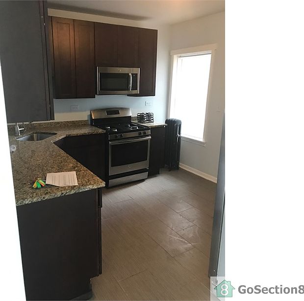 1st image of 6658 S Woodlawn Ave #3