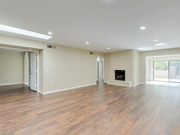 5th image of 16634 N 29th Dr #0