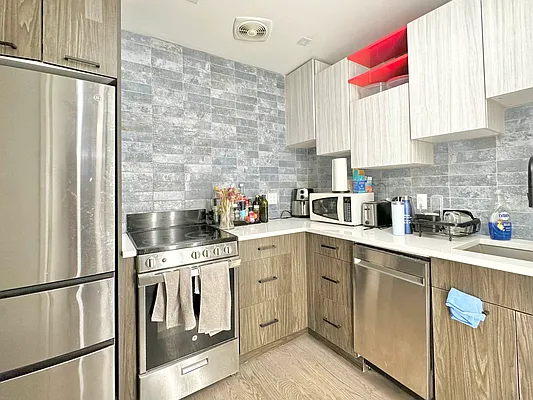 Rented by Doorway NYC, LLC | media 2