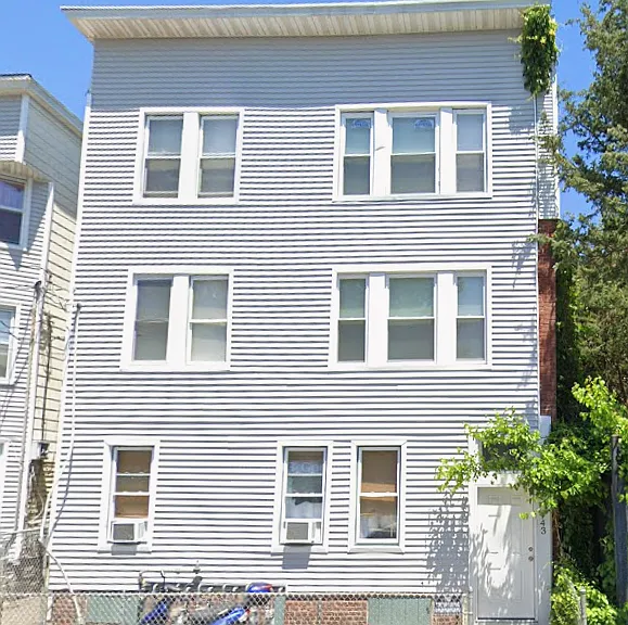 743 Stillman St #2R — Photo 7