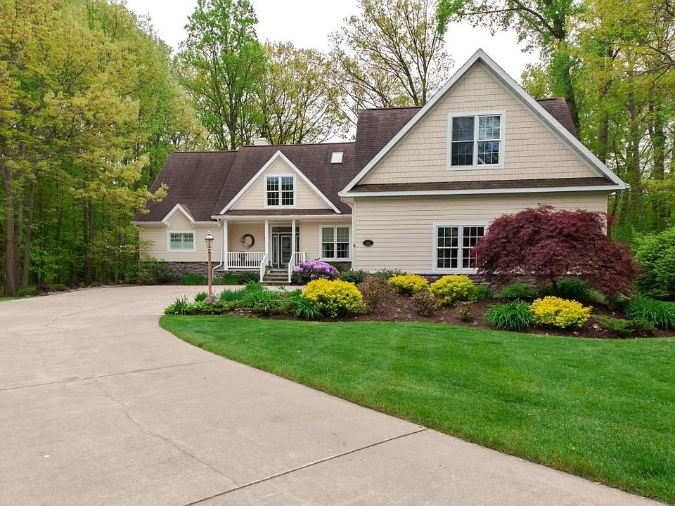1st image of 1335 Sycamore Ln