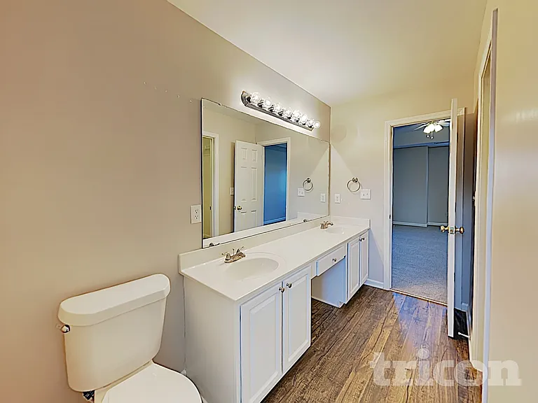 12524 Old Timber Rd — Photo 11