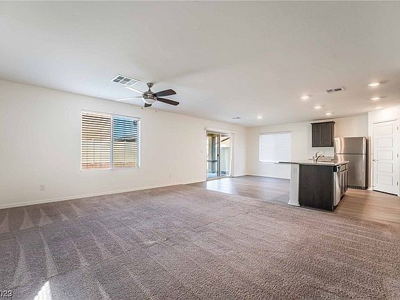 3rd image of 4921 Eagle Way