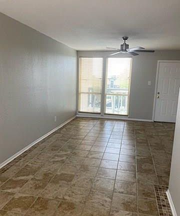 5th image of 3402 Ocean Dr APT 40