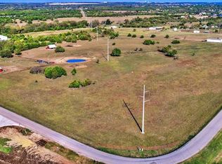 1311 N Mockingbird Ln, Midlothian, TX 76065